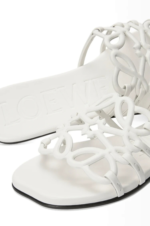 LOEWE Petal Anagram slide in soft calfskin white - Image 3