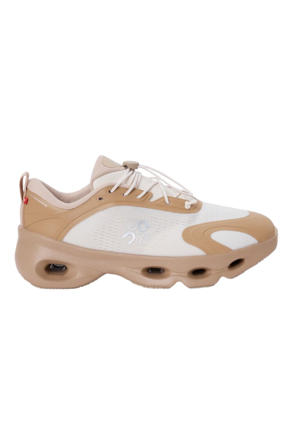 Photoroom_20260124_035643 On Running Cloudsolo Loewe Dark Sand Cream - Image 1