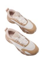 On Running Cloudsolo Loewe Dark Sand Cream - Image 3