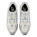 New Balance 204L Silver Metallic Sky - Image 4